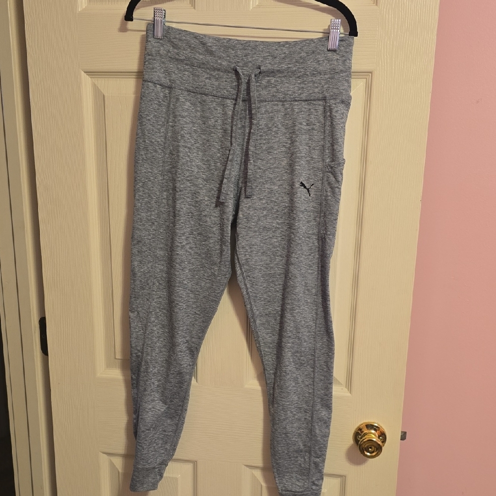 Womens Puma Jogger